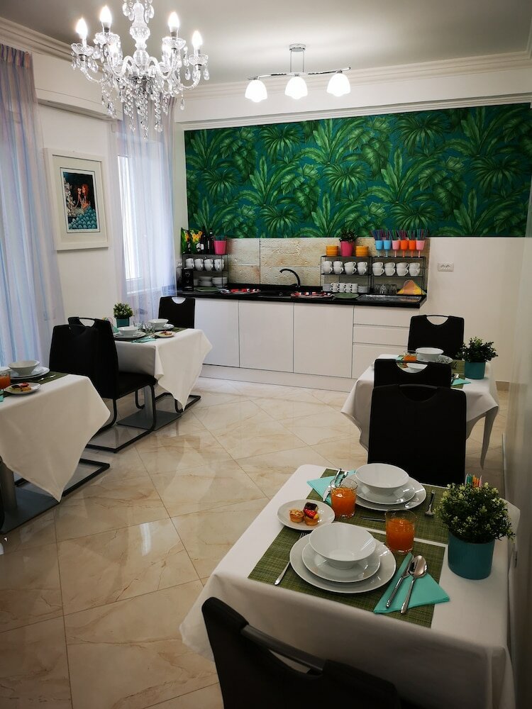 Фото St. Peter Area Luxury Suites