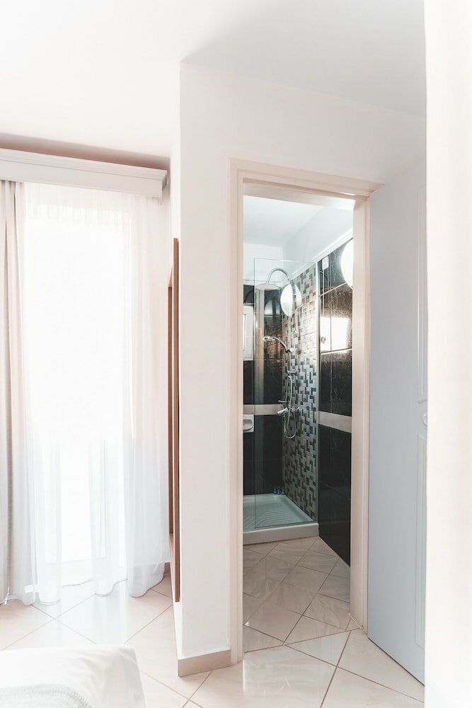 Фото Zeus Village Resort - Adults Only