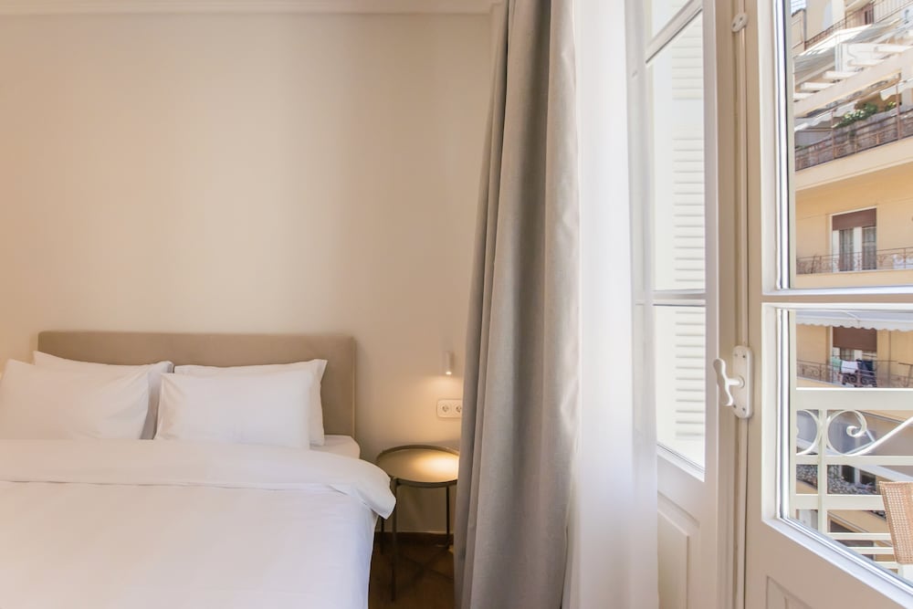 Фото Апартаменты White Lotus by halu!