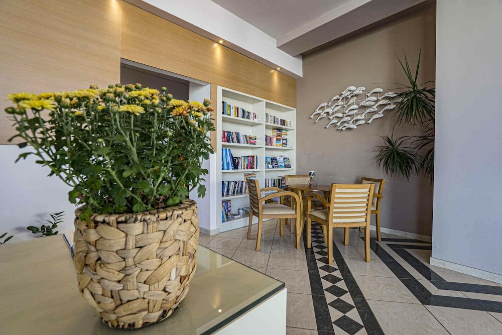 Фото Helios Apartments