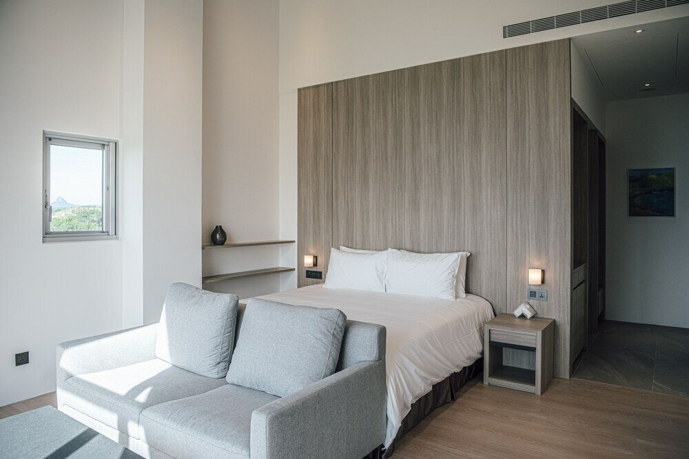 Фото Sunlight on the peninsula