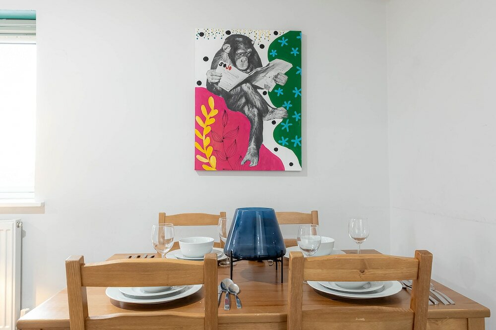 Фото Cosy Apts near Chalk Farm & Camden Mkt