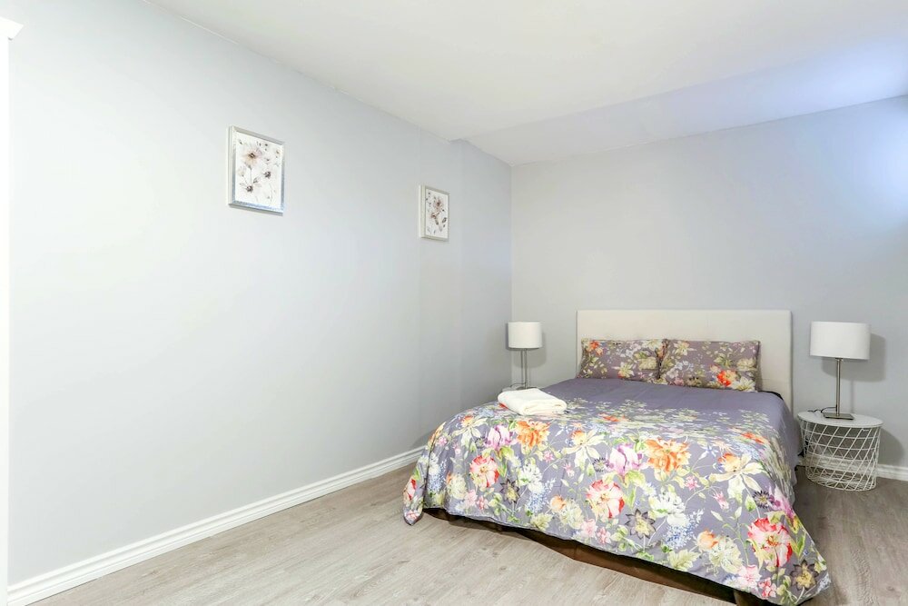 Фото Family Home-Metrotown by Elevate Rooms