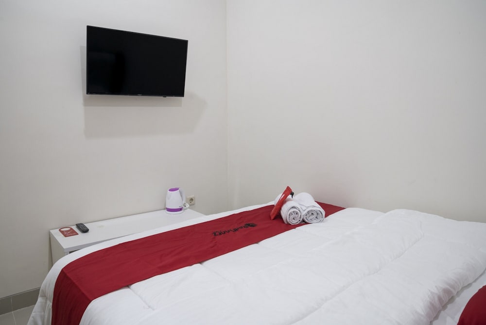 Фото RedDoorz @ Bandengan Jakarta