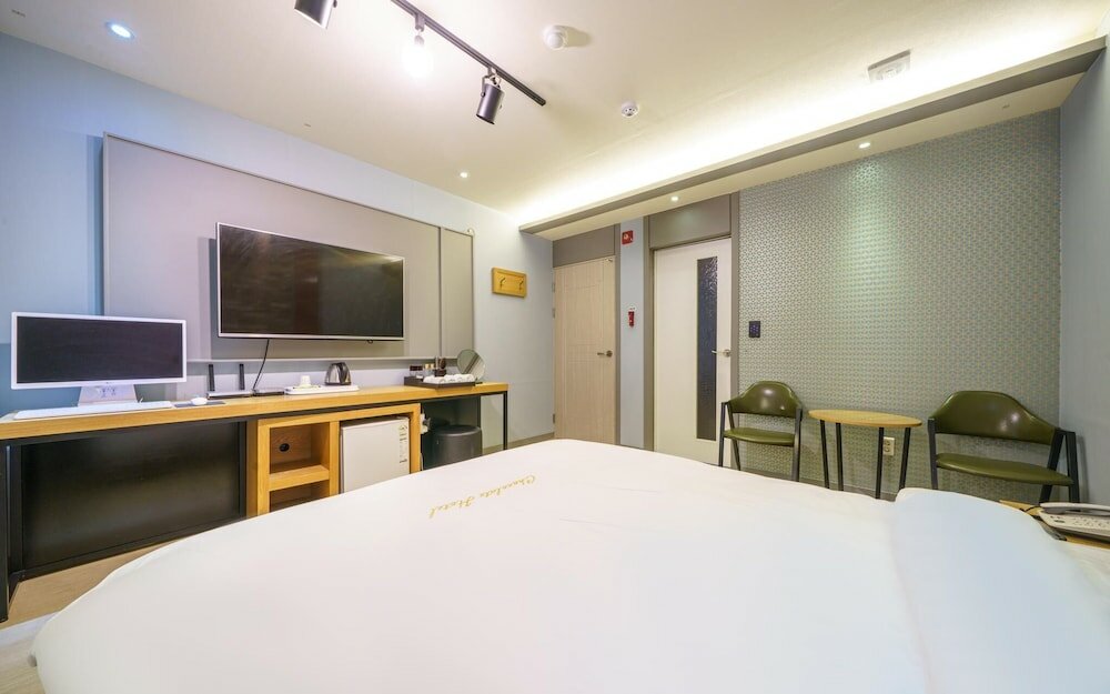 Фото Yeosu Hotel Chocolate