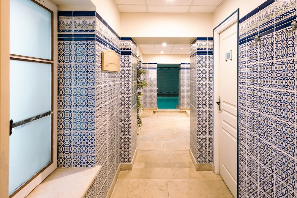 Фото Hôtel & SPA du Domaine des Thômeaux, The Originals Relais