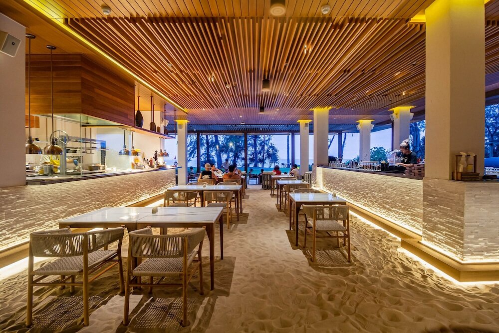 Фото Renaissance Phuket Resort & SPA