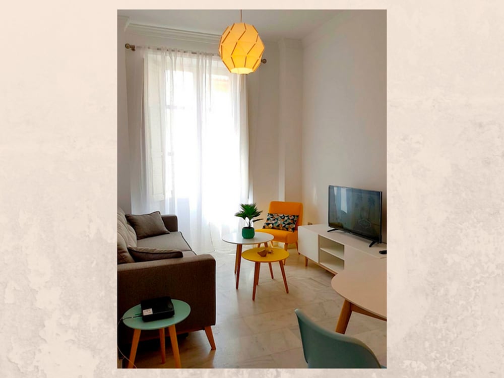 Фото Renthas Perchel Apartment