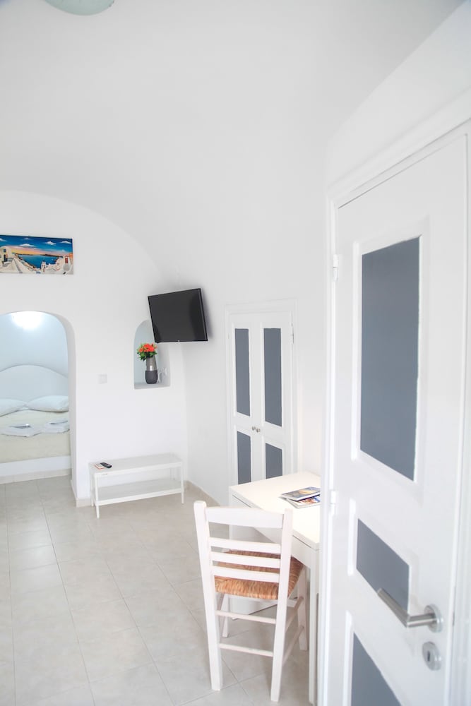 Фото White Side Suites