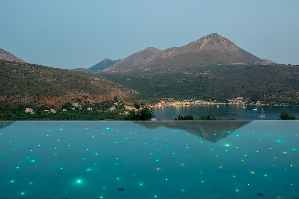 Фото Manifest Boutique Hotel