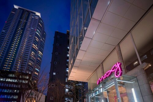 Гостиница Moxy Osaka Honmachi в Осаке