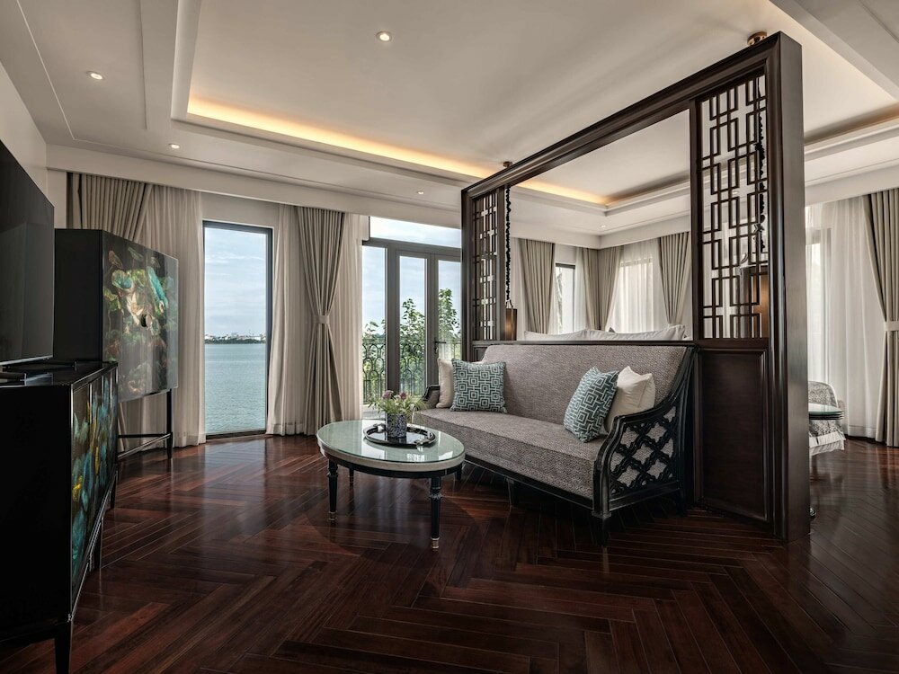 Фото Elegant Mansion 88