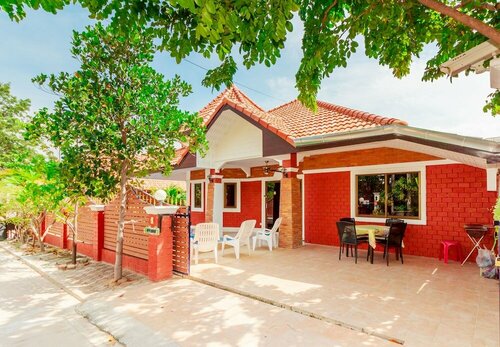 Апартаменты Corner Villa - Pattaya holiday House Walking Street в Паттайе