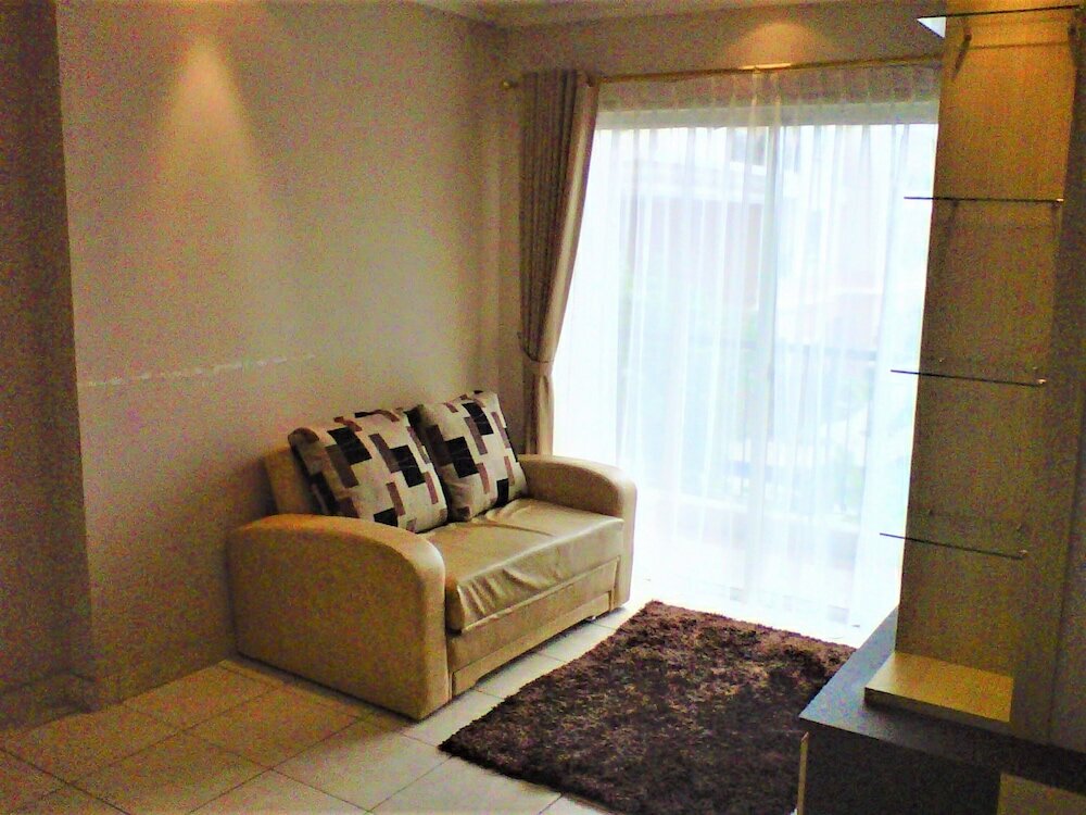 Фото Adaru Apartment