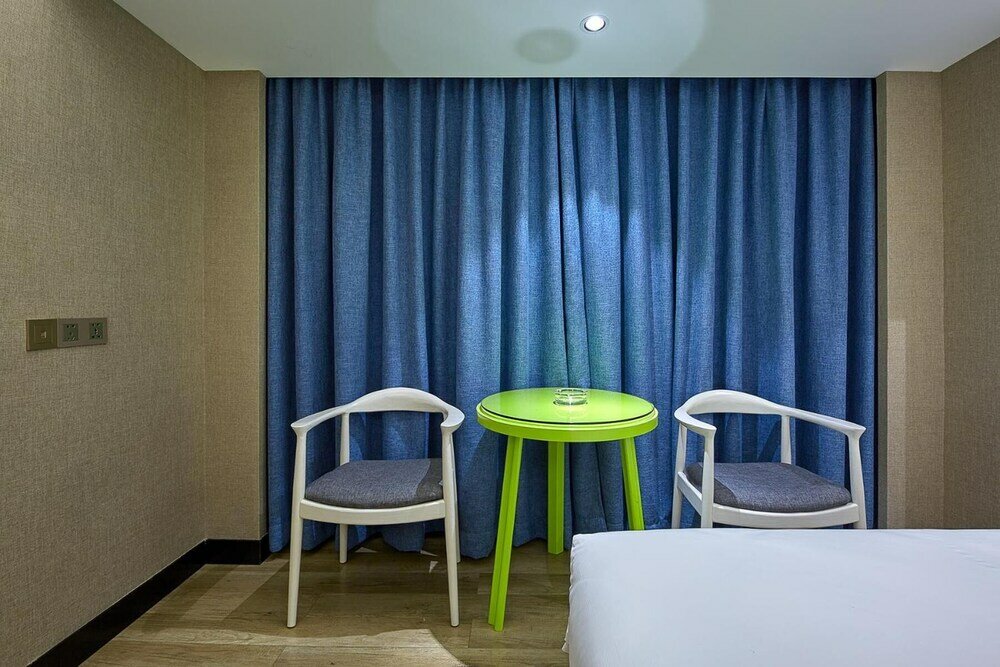 Фото Kaiserdom Hotel Huanshi East Road