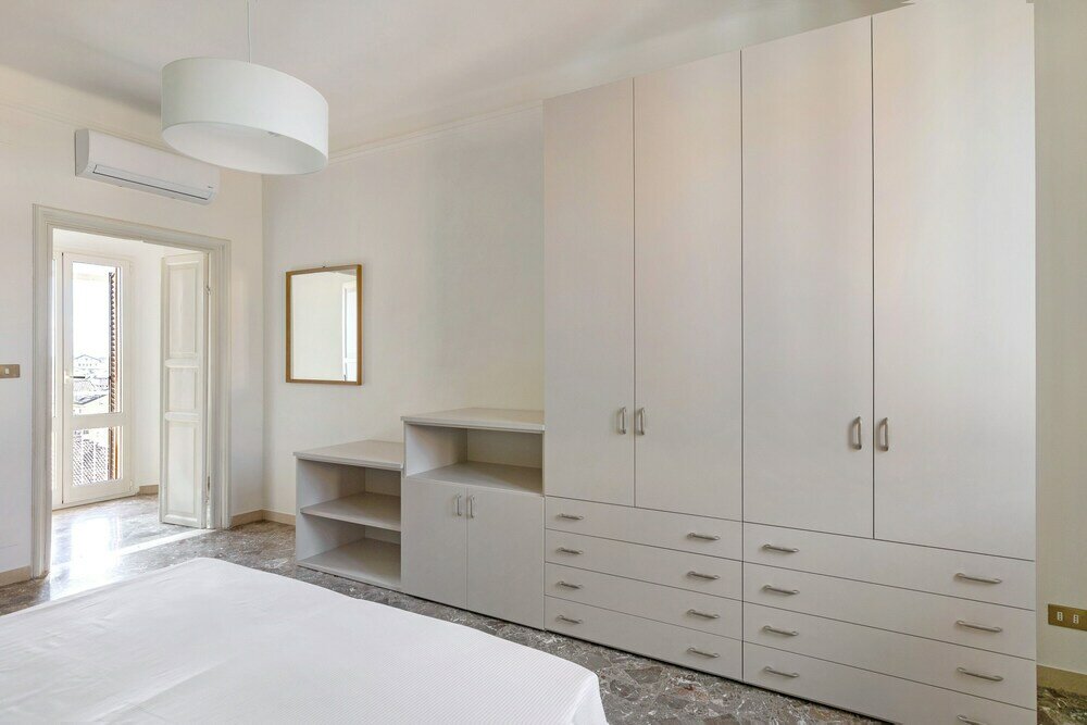 Фото Irnerio Apartments Yellow Cat