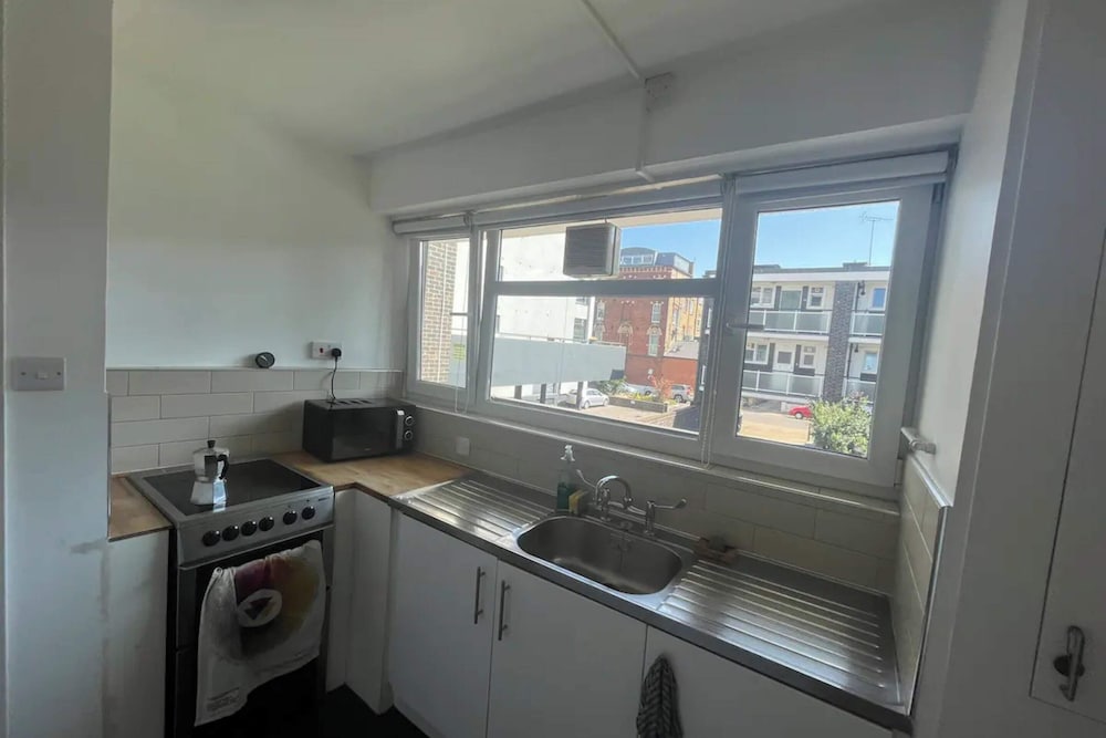 Фото Charming & Peaceful 1bd Flat - Clapham Junction