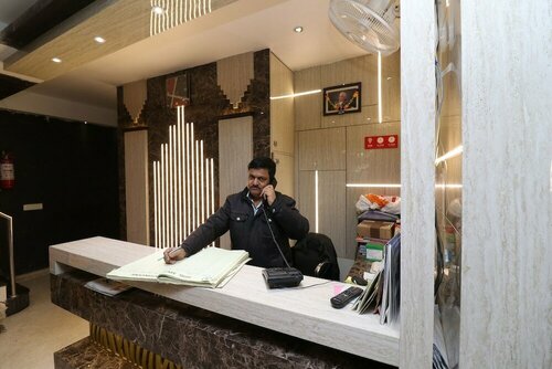 Гостиница Oyo 24608 Sanjay Galaxy Premium в Канпуре