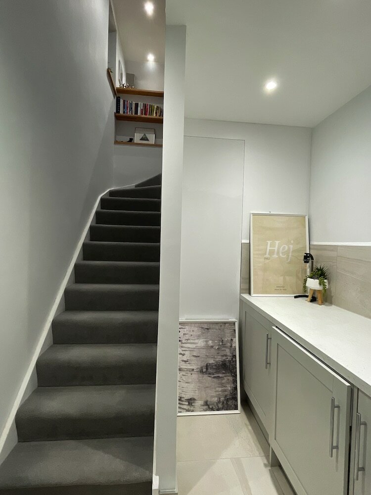 Фото 5 Star Unique Luxury Detached Apartment in Windsor