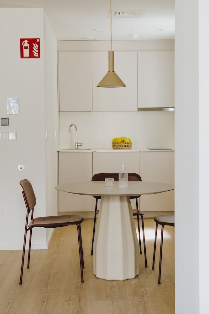 Фото The Passage Apartments