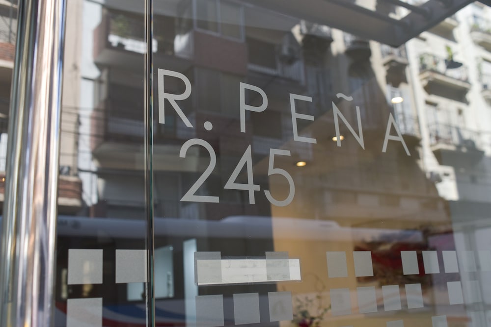 Фото Bens Downtown Apartments