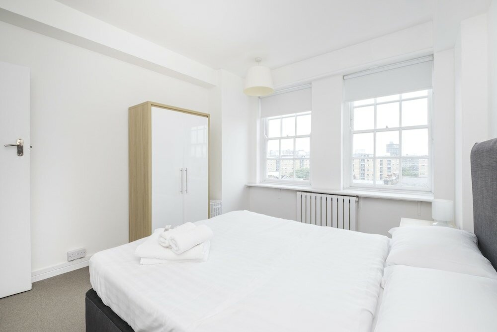 Фото Gorgeous Apartments Pimlico