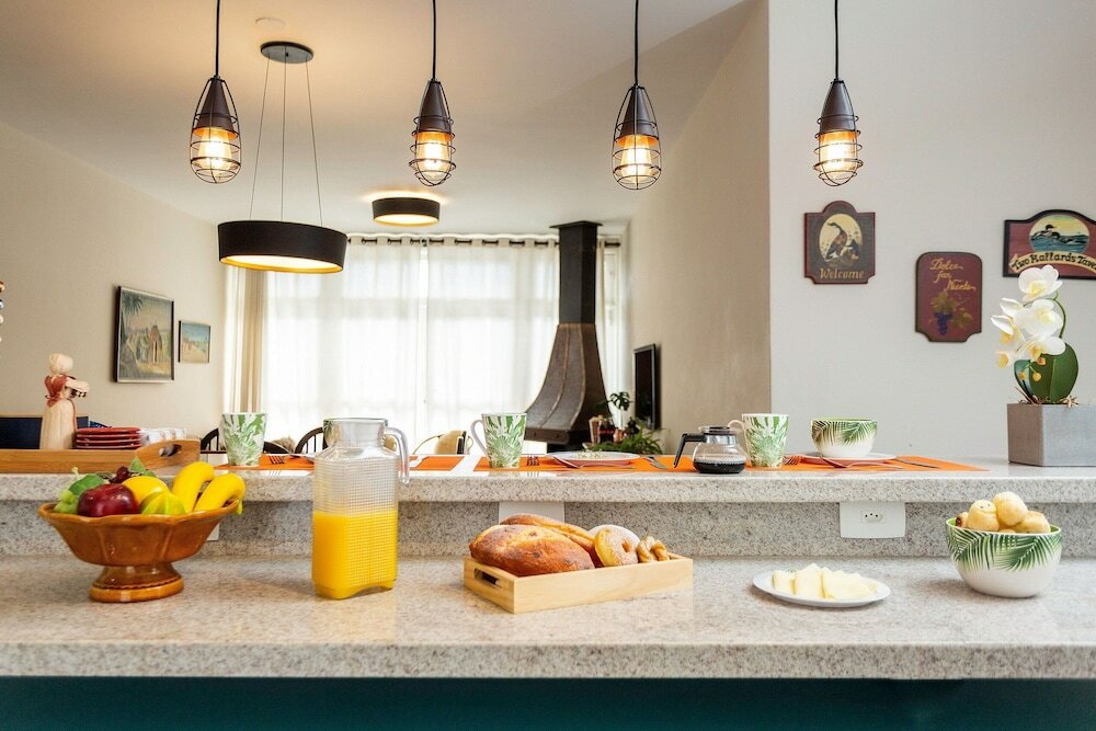 Фото Incrível Vista com 4 Quartos e Lareira