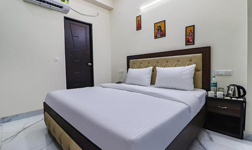 Фото Fabhotel Maira Heights