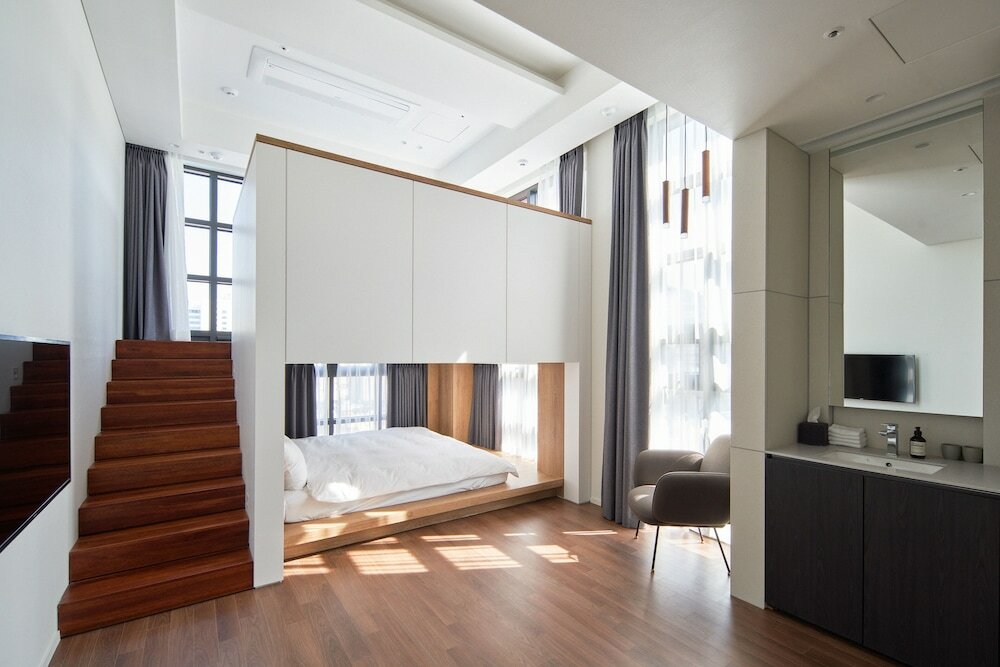 Фото Space & Mood