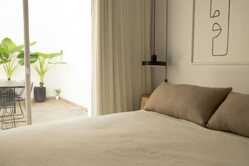 Фото Modern ground floor with private patio