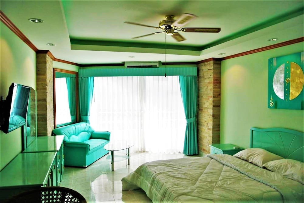 Фото Lovely Studio At View Talay 1