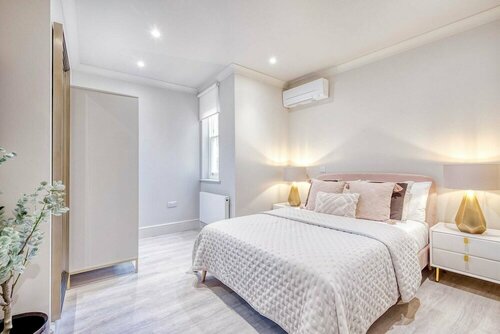 Marble Arch Suite 3-hosted by Sweetstay