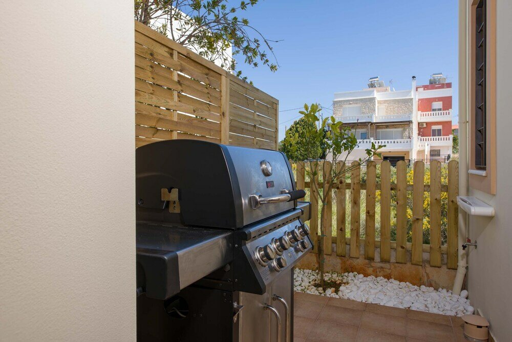 Фото EcoHome Villa