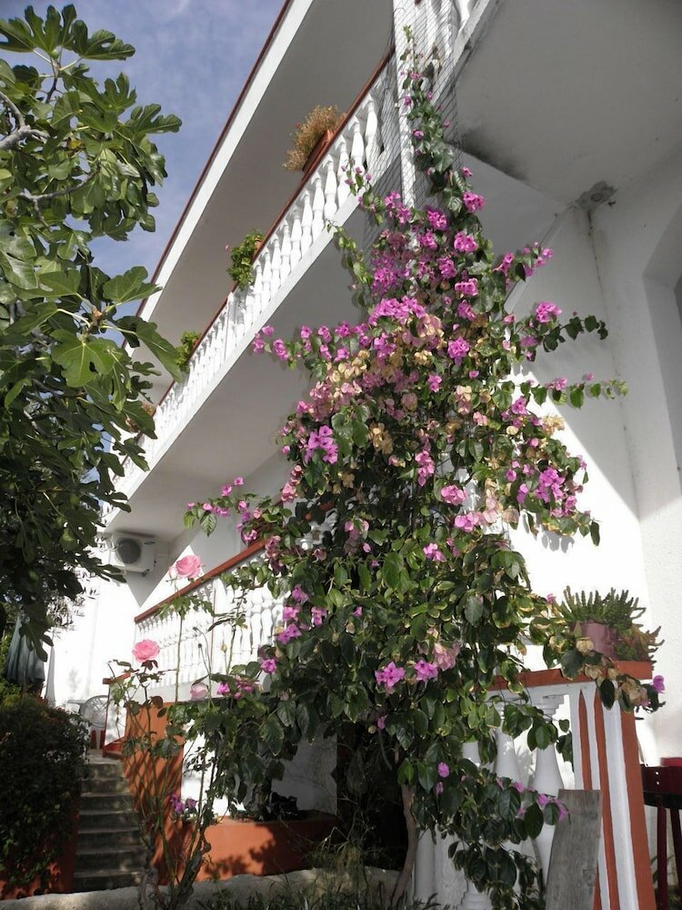 Фото Pere - Parking and Barbecue - A3