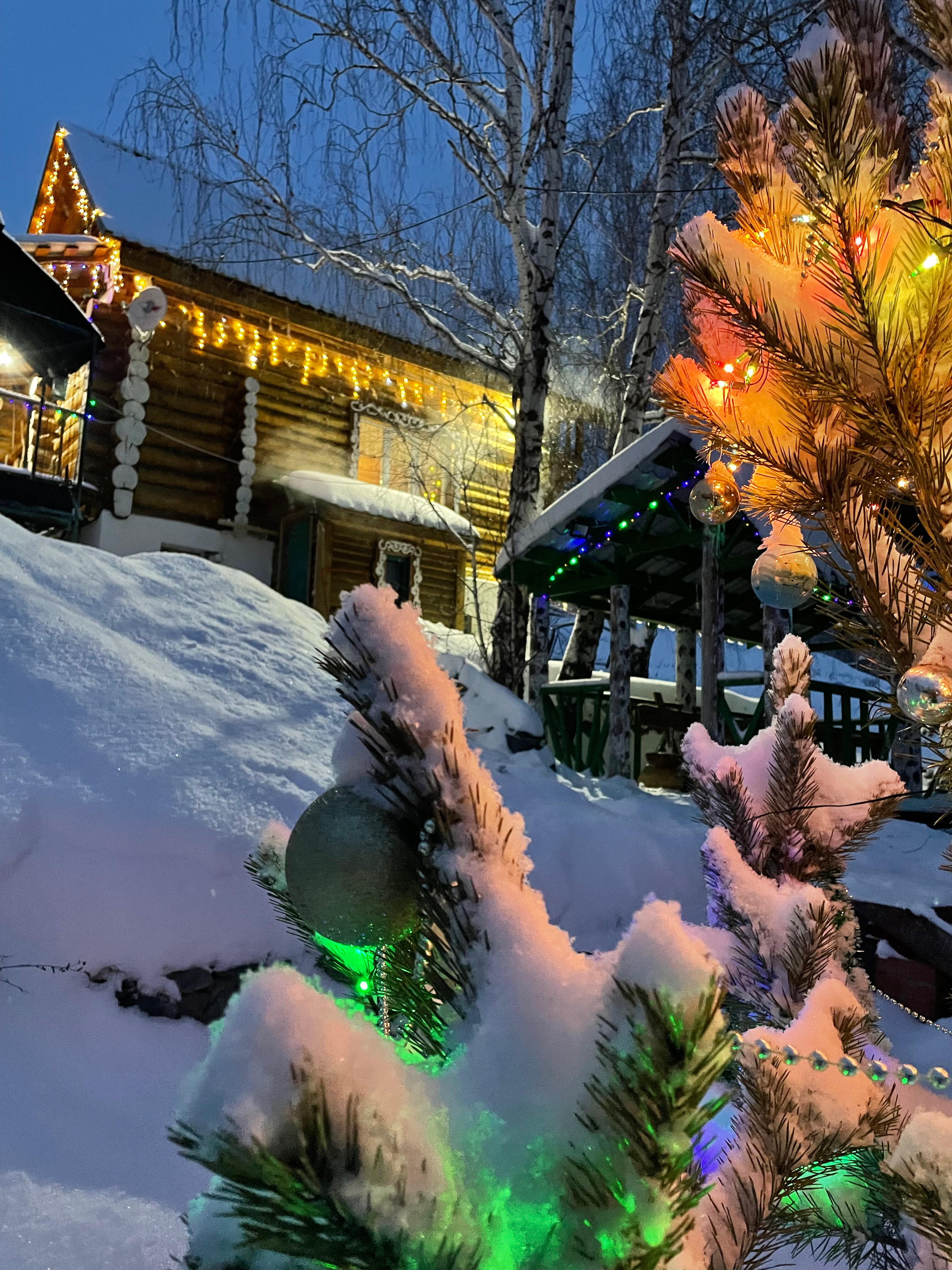 Фото Теремок в горах