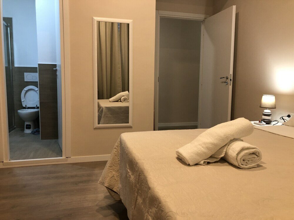 Фото Hello Home Guesthouse