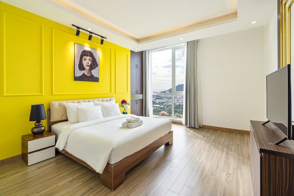 Фото Stephen Luxury Apartments