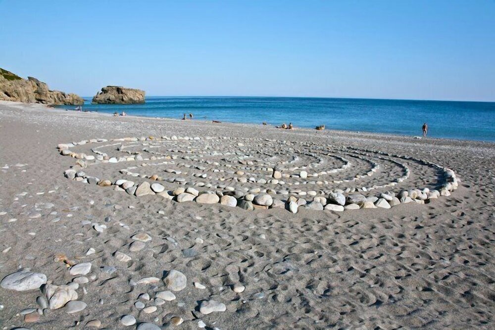 Фото Yakinthos Hotel