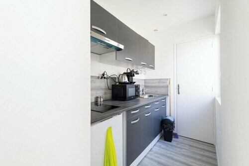 Гостиница Glm Residences 1 в Сен-Кантене
