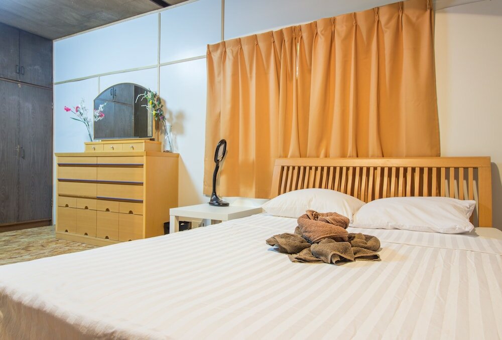 Фото Gojo Paradiso homes restaurant and bar - Hostel