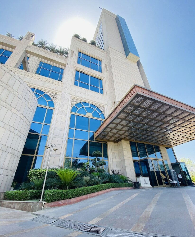 Фото Seven Seas Hotel