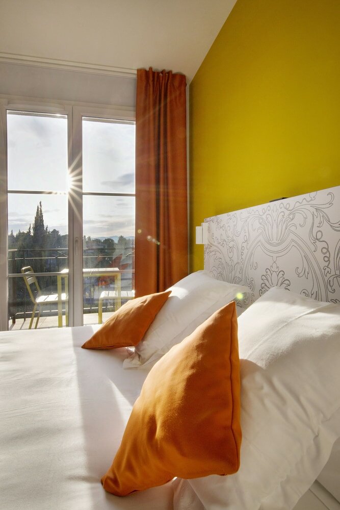 Фото Adonis Mougins