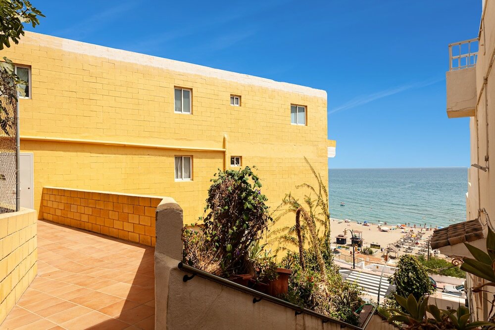 Фото Sea View Apartment 2 Min Walk From the Beach