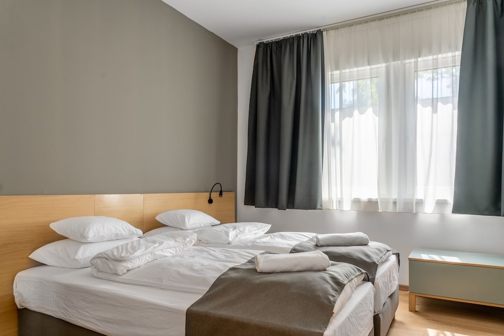 Фото Rákóczi Hotel