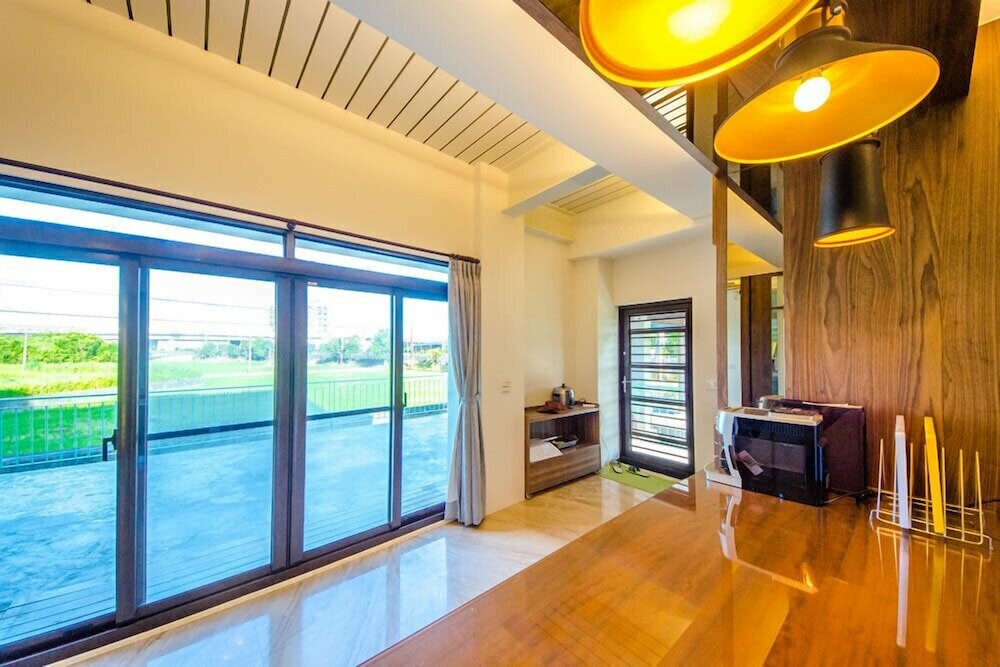 Фото Maple Left Shore B&b