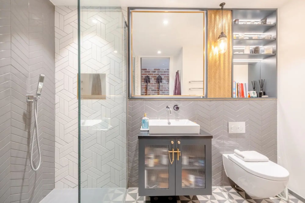 Фото Gorgeous Central London 2bd Flat - Soho