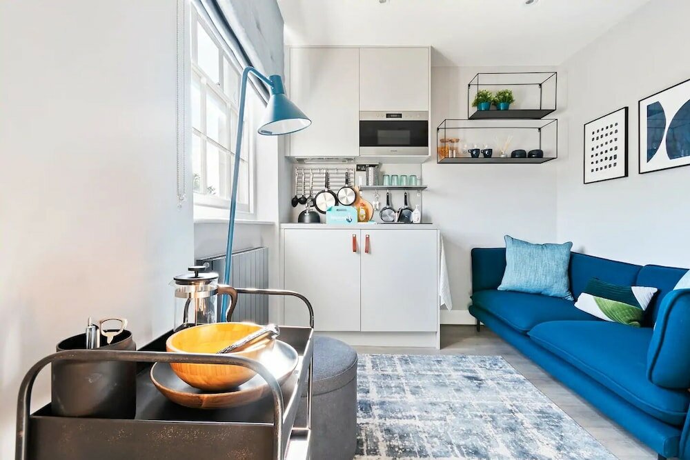 Фото 73 Oakley Square