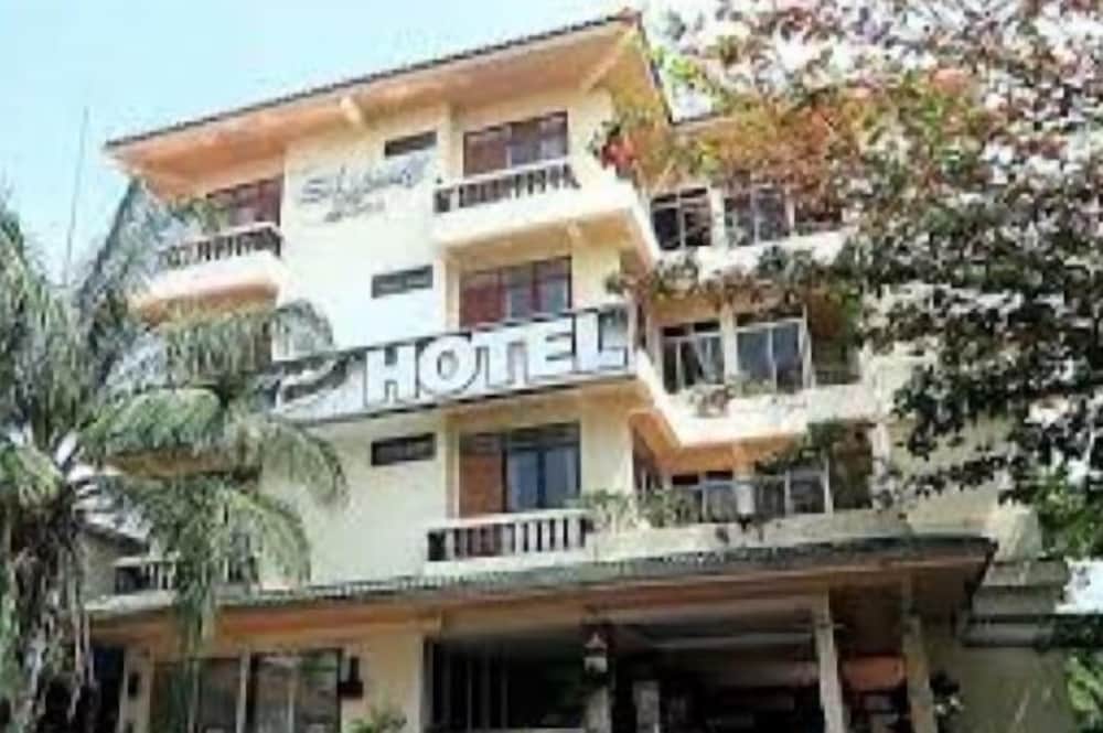 Фото Shagwell Mansions Pattaya