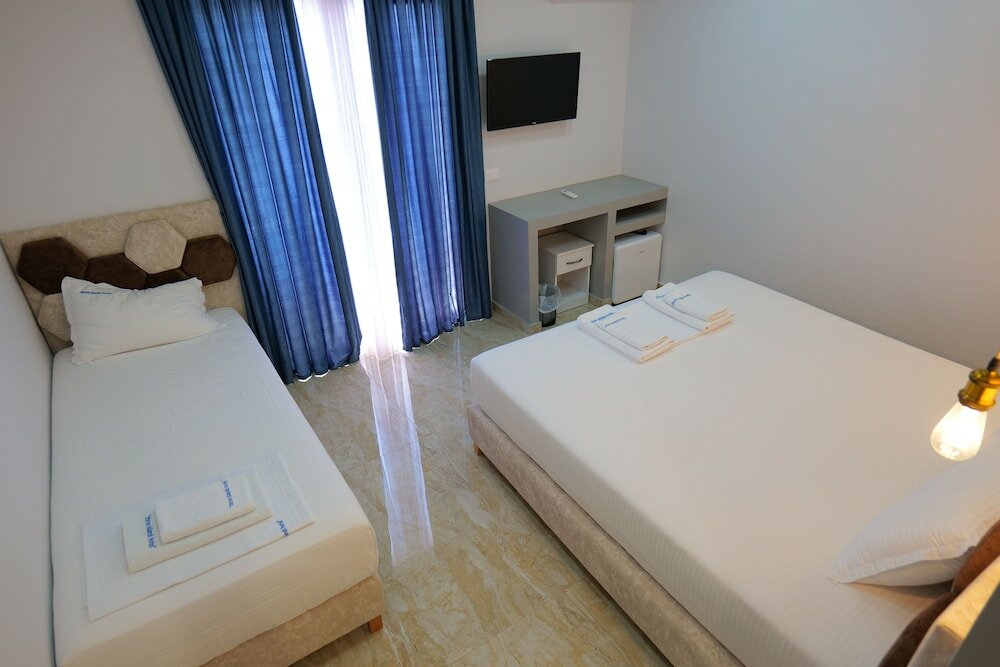 Фото 3 Islands 2 Hotel