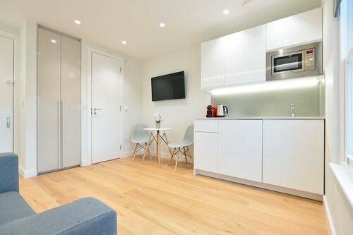 Гостиница Earls Court East Serviced Apartments в Лондоне